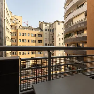 Beplace In Repubblica , Milano Italia