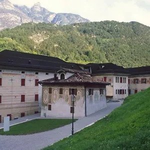 Palazzo Lazzaris - Costantini - Dolomiti Del Cadore Apartamento